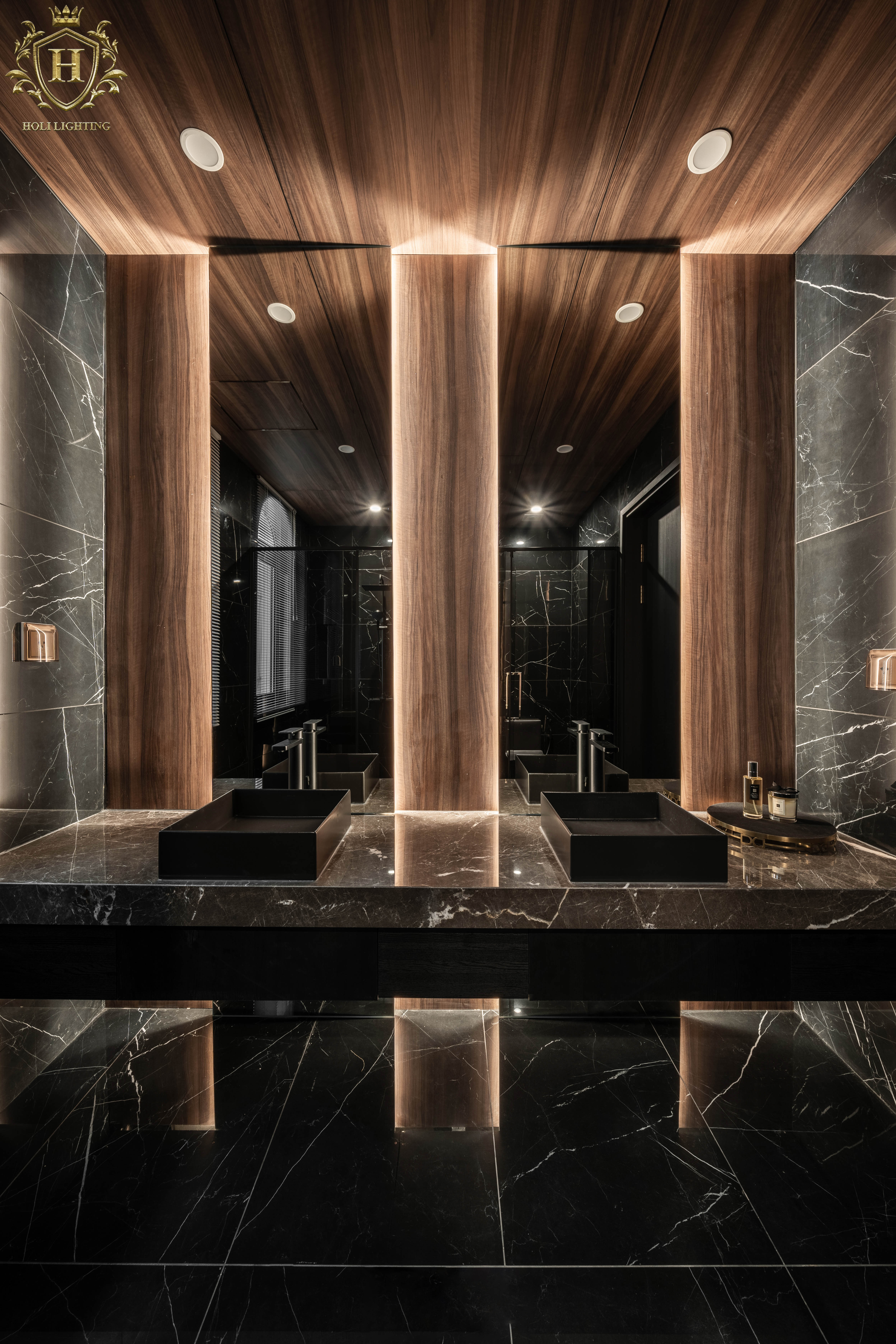 HẠ VŨ VILLA - WC.jpg